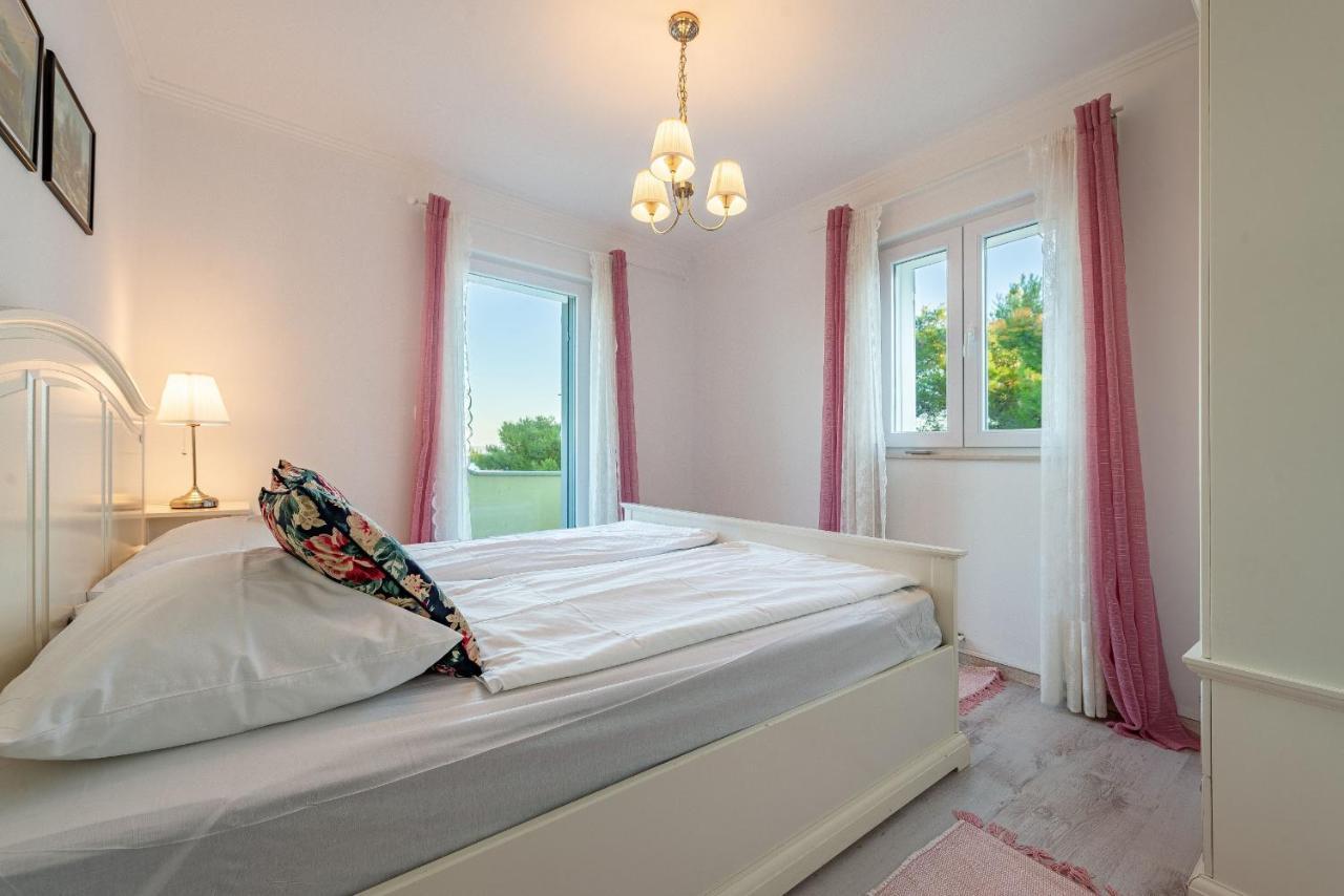 Villa Tatijana Kukljica Esterno foto