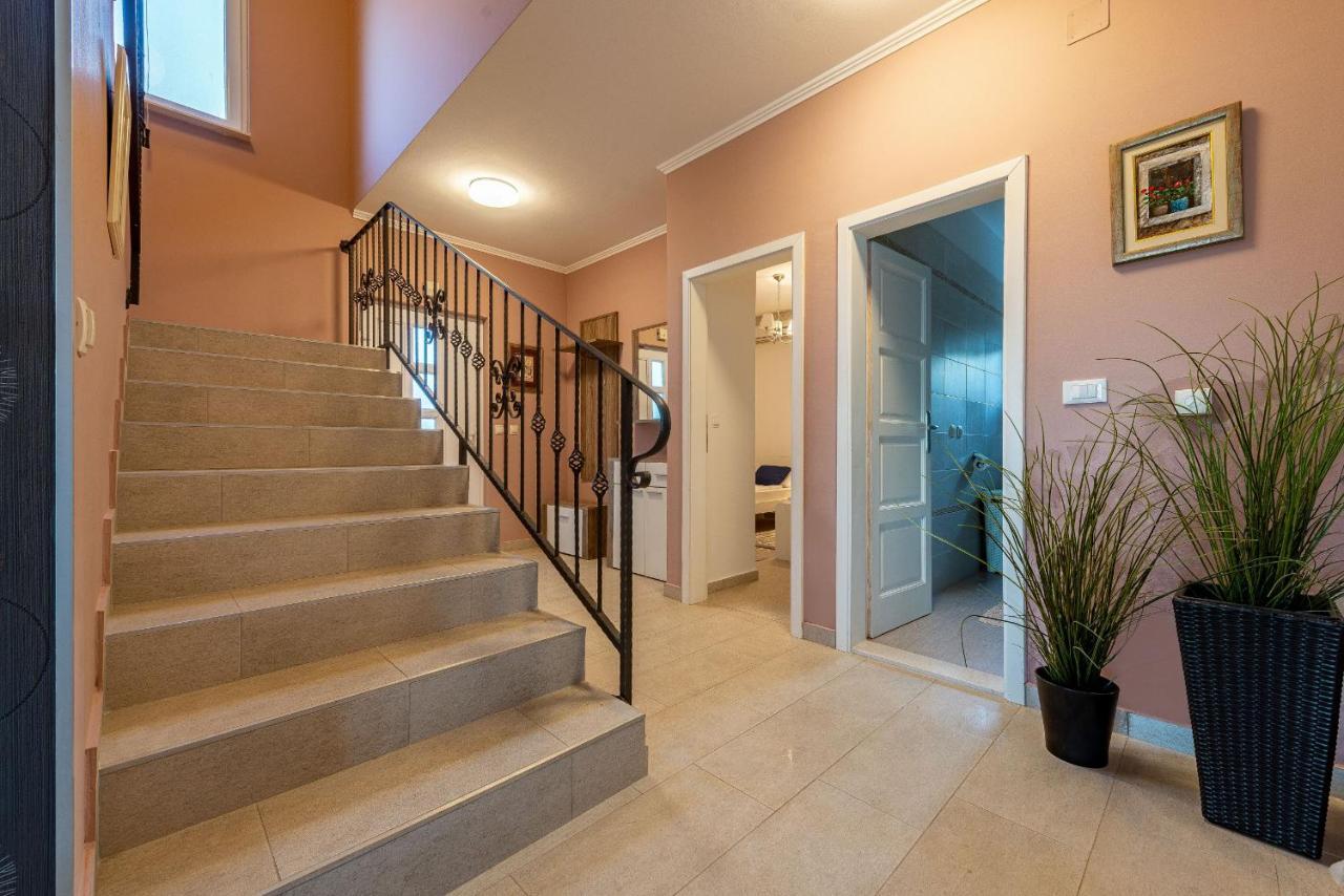 Villa Tatijana Kukljica Esterno foto